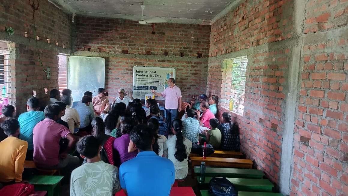 অন্ডাল পাবলিক স্কুলে আন্তর্জাতিক জীববৈচিত্র্য দিবস উপলক্ষে সেমিনারের সফল আয়োজন।
