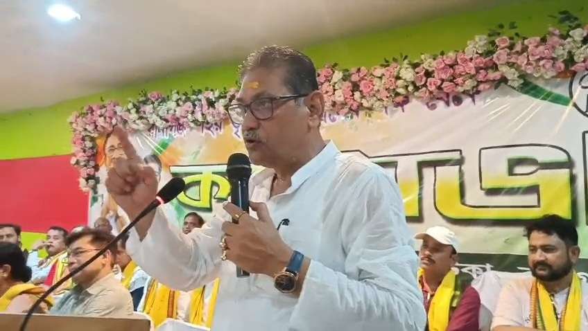 দক্ষিণ পন্থী দল করবো আর গোষ্ঠীদ্বন্দ চলবে না এটা আবার হয়: নরেন্দ্র নাথ চক্রবর্তী