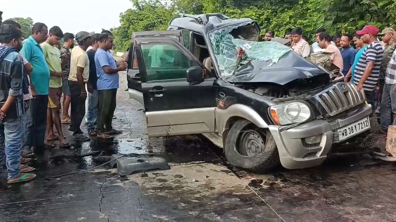 বেলদায় মর্মান্তিক দুর্ঘটনা: লরি ও প্রাইভেট কারের মুখোমুখি সংঘর্ষে আসানসোলের চারজনের মৃত্যু
