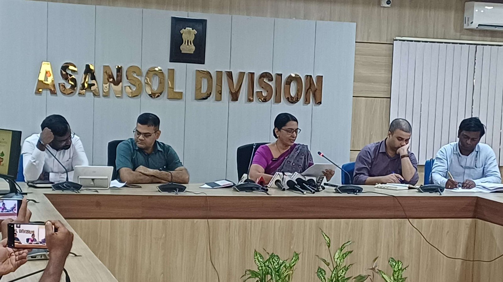 छठ से पहले आम जनता की मांग — इस रविवार चले सियालदह इंटरसिटी! रेल के फैसले का इंतज़ार कर रहे हज़ारों यात्री